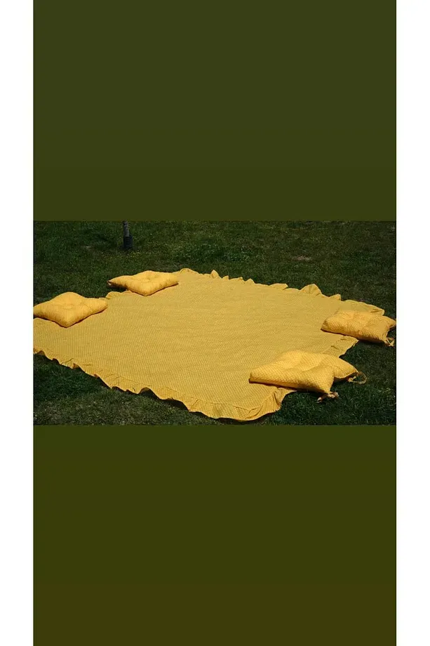 PİKNİK SETİ (5PARÇA. 1 ADET SOFRA BEZİ 4 ADET OTURMA MİNDERİ)