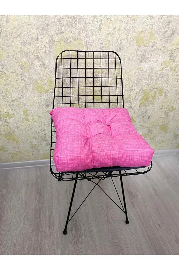 Pembe Renk Sandalye Minderi Düğme Dikişi Detaylı 40x40cm Bağcıklı